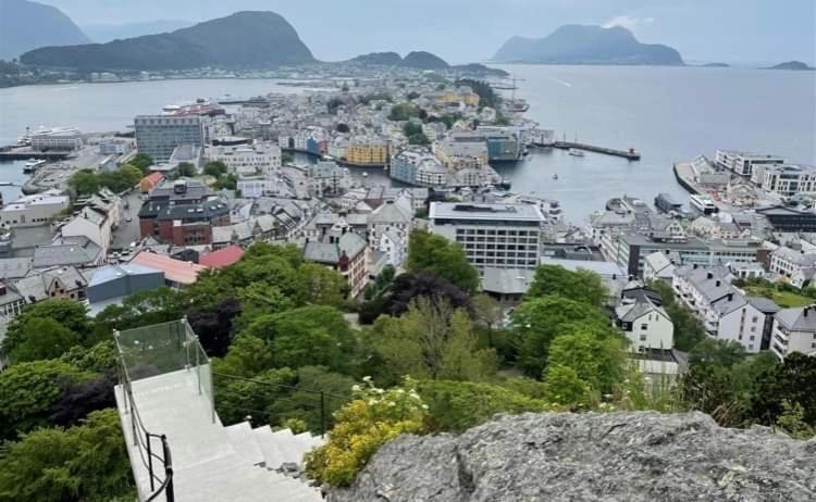Koselig Garasjeloft! Διαμέρισμα Langevag Εξωτερικό φωτογραφία